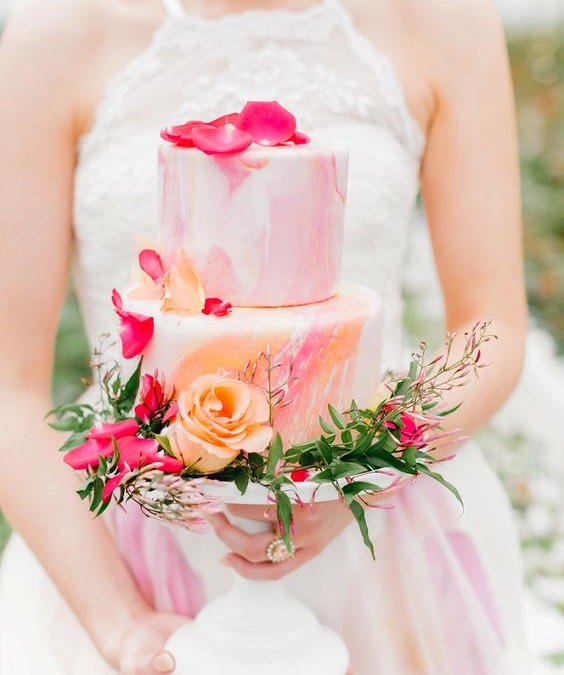 Déjate endulzar con la nueva tendencia en tartas de boda: las ‘Marble Cake’